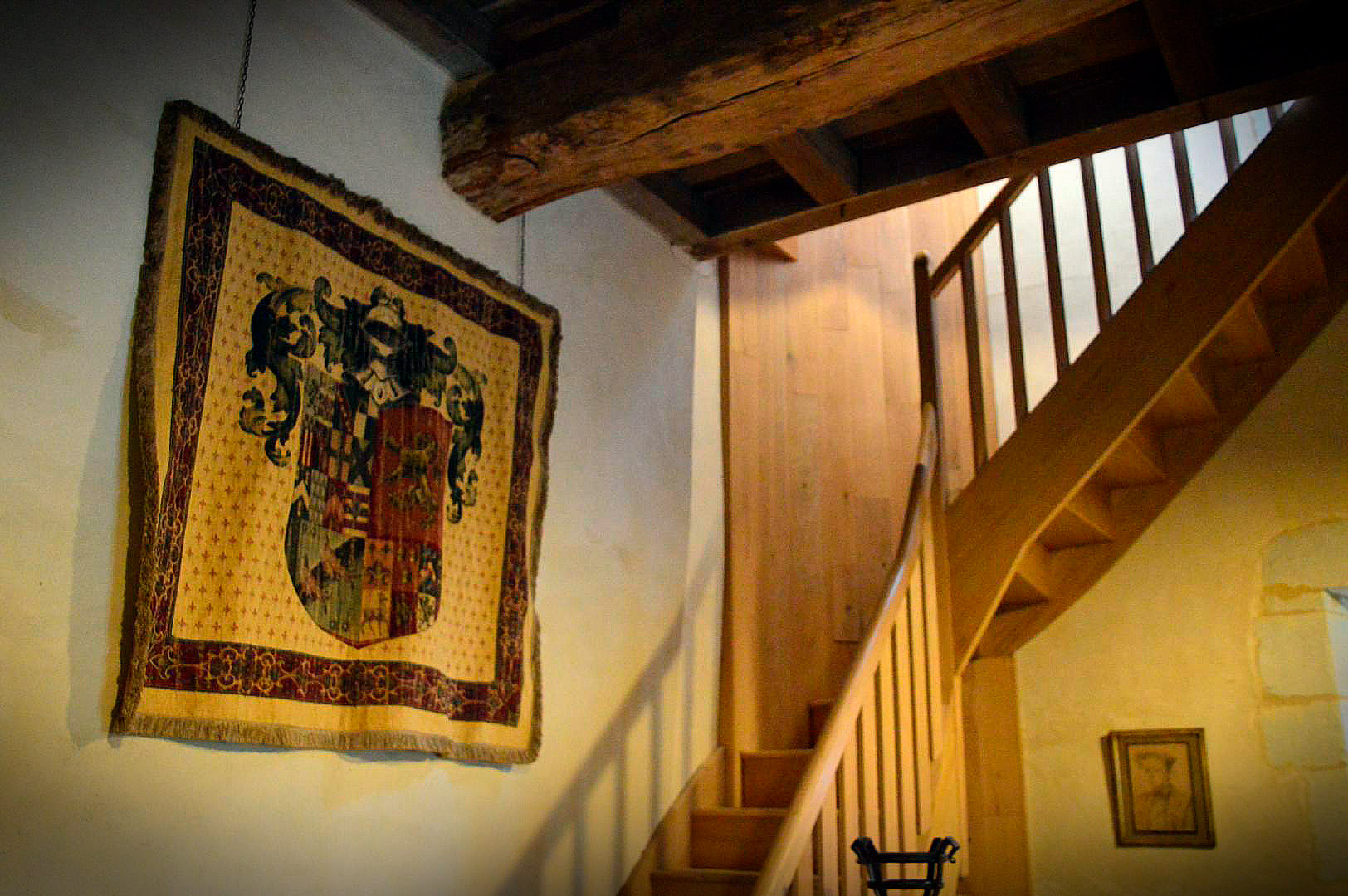 gite-odart-escalierBois