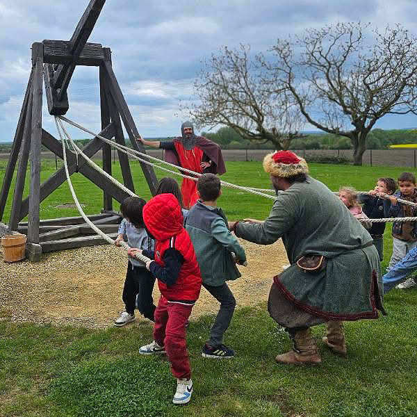 tirer-corde_600 jeu tirer corde trebuchet